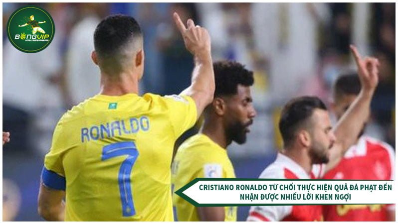 Cristiano Ronaldo từ chối thực hiện quả đá phạt đền